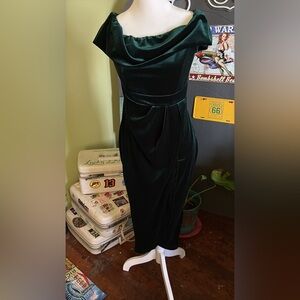 Elegant Velvet Green Dress